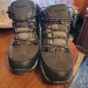 Bearpaw Corsica Hiking Boots - Women's